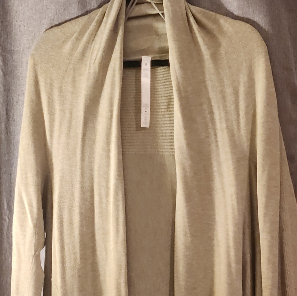 Lululemon Cardigan - Picture 5 of 8